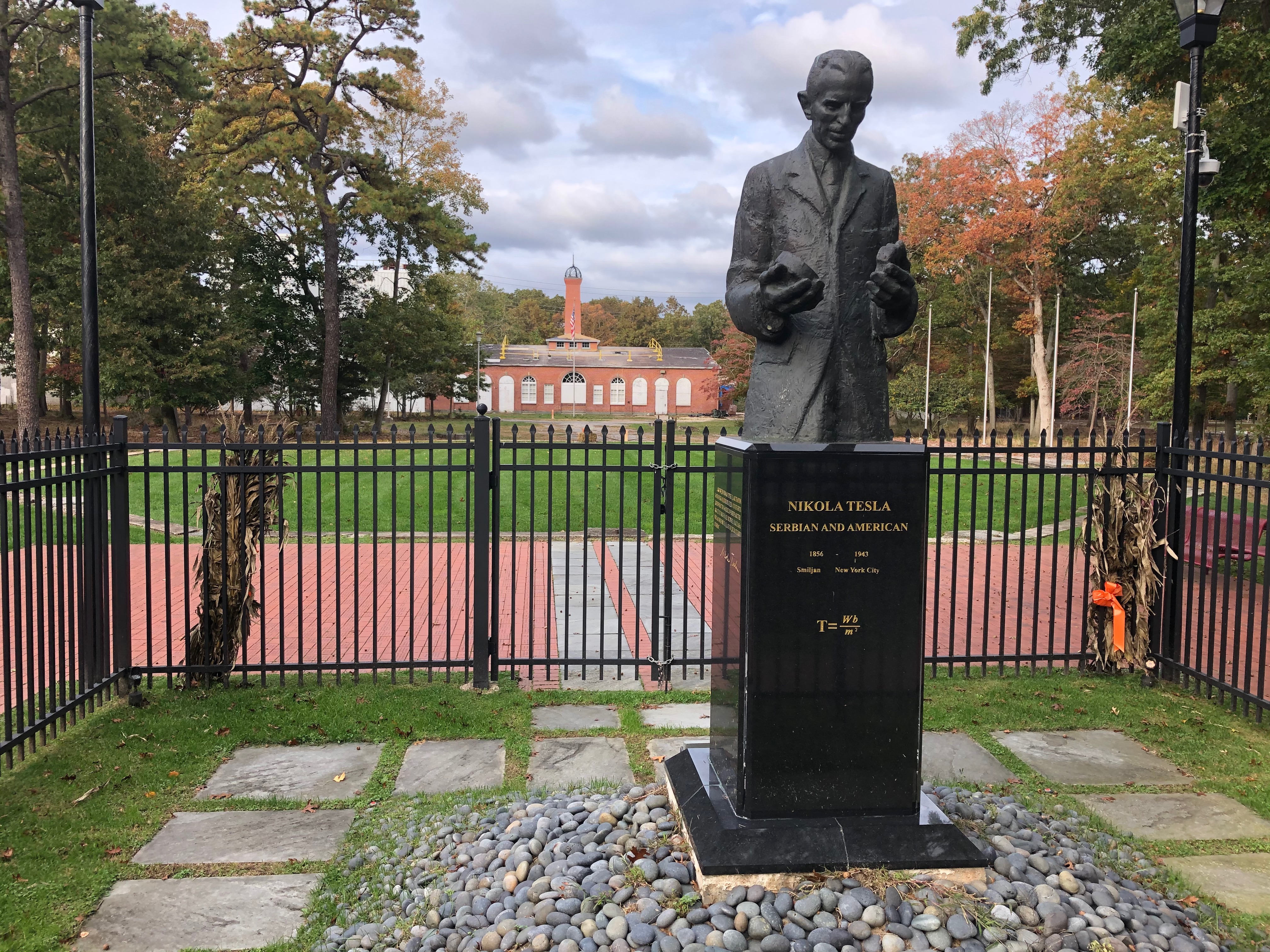 Tesla Science Center at Wardenclyffe with statue of Nikola Tesla.